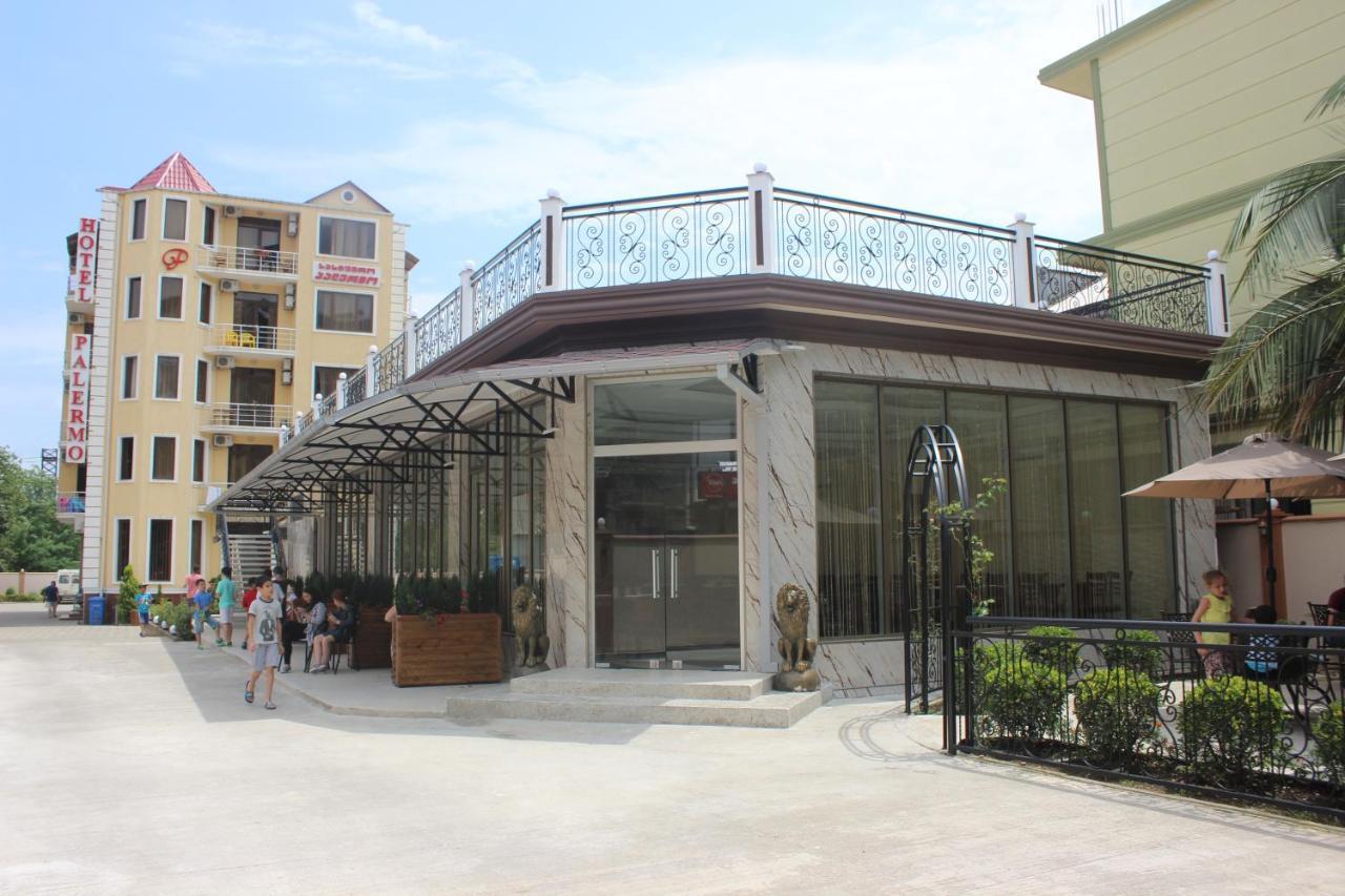 Hotel Palermo Kobuleti Ngoại thất bức ảnh